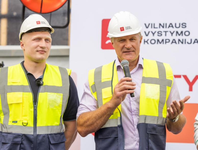 Projektas, kurio laukė kelios lengvaatlečių kartos: būsimosioms olimpinėms čia ruoštis jau planuoja ir M. Alekna 